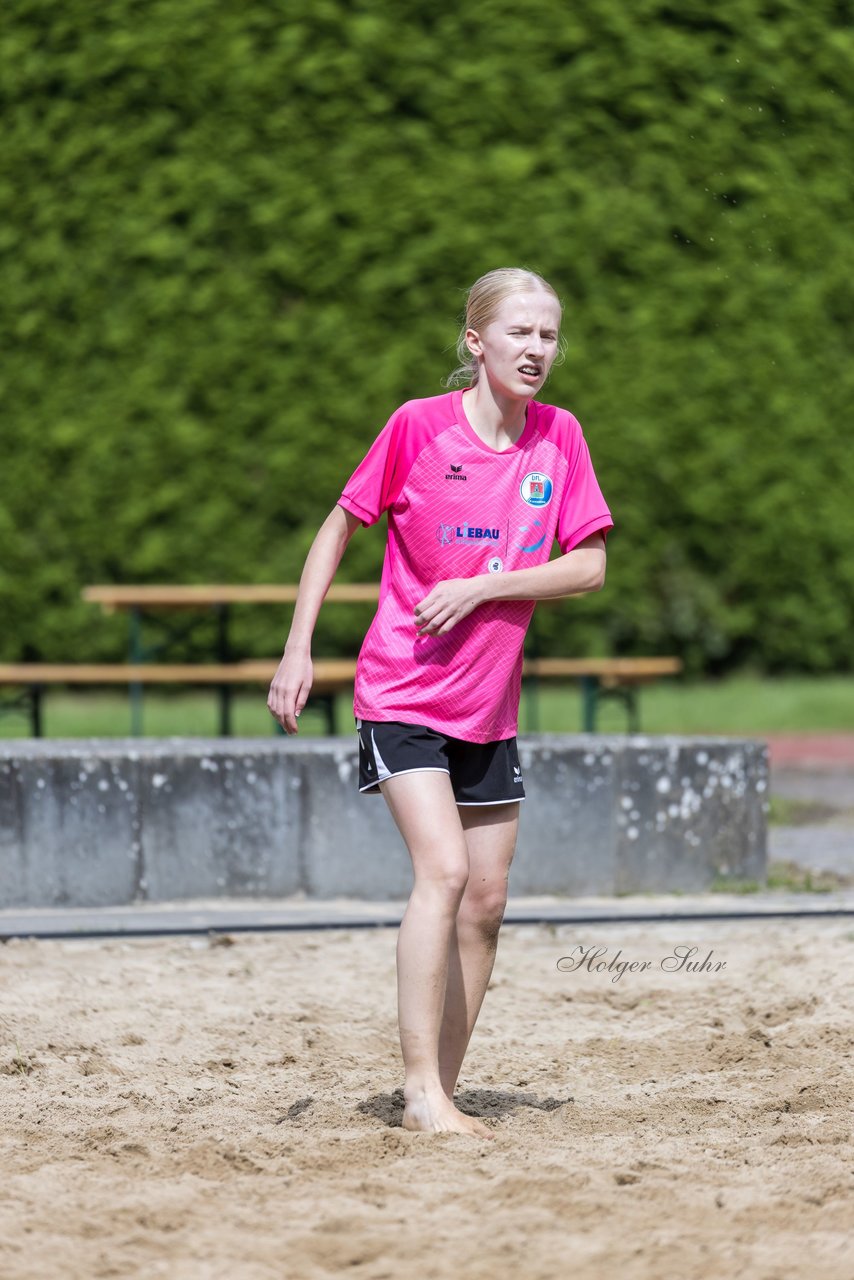 Bild 57 - wBJ/wCJ Beachsoccer Cup